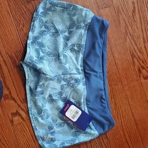 Size M asics running short with inner underwear